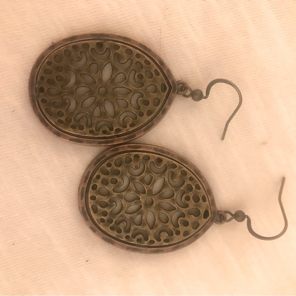 Necklace, earring set - Picture 2 of 5